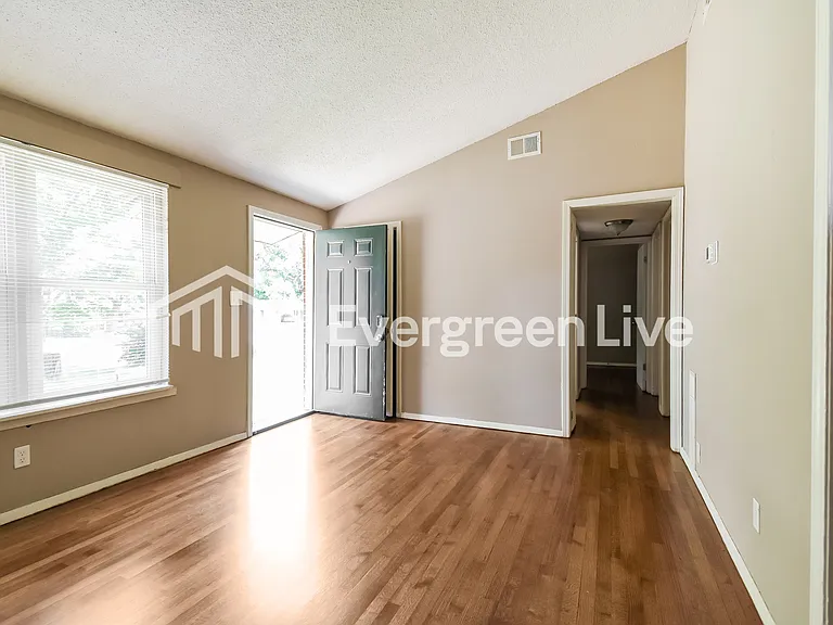 1597 Whitehead Dr — Photo 5