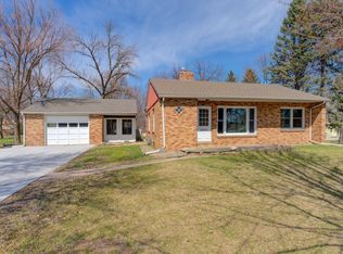 1217 Larpenteur Ave E, Maplewood, MN 55109