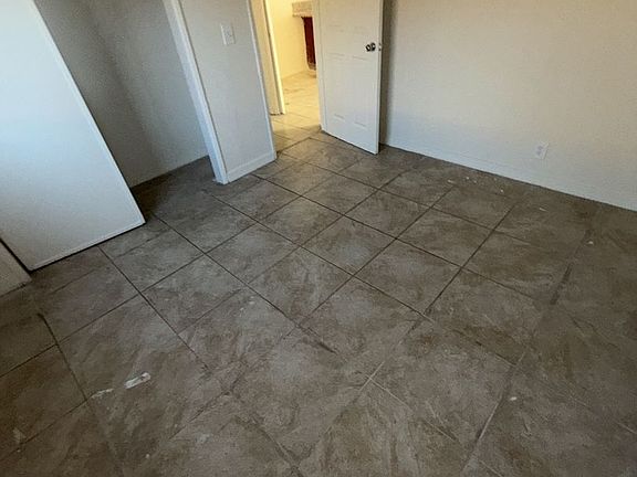 3rd image of 11155-11161 E Bonwood Rd #11161-06