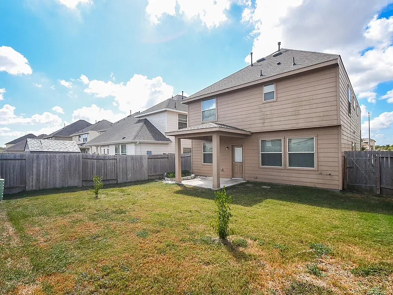 2738 Meandering Elm Trl — Photo 31