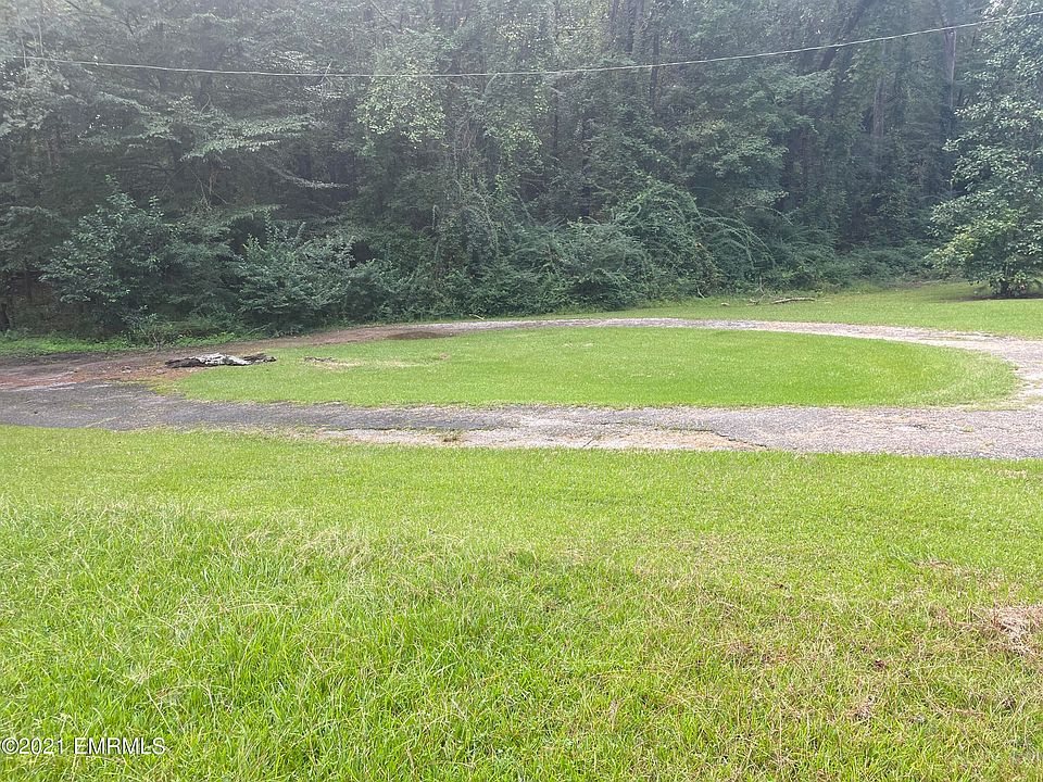 2nd image of 41st St