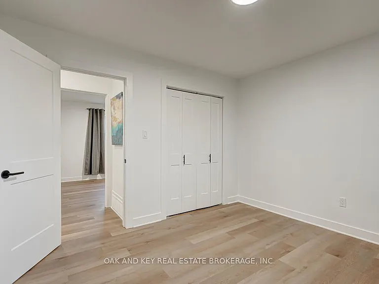 13 Dunwich Dr — Photo 16
