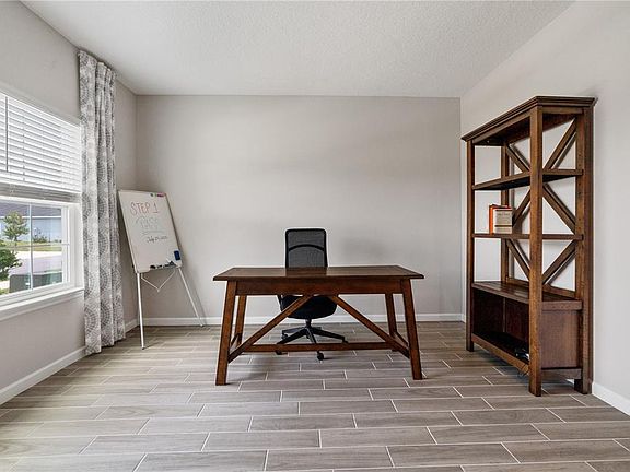 5th image of 9324 SW 58th Cir