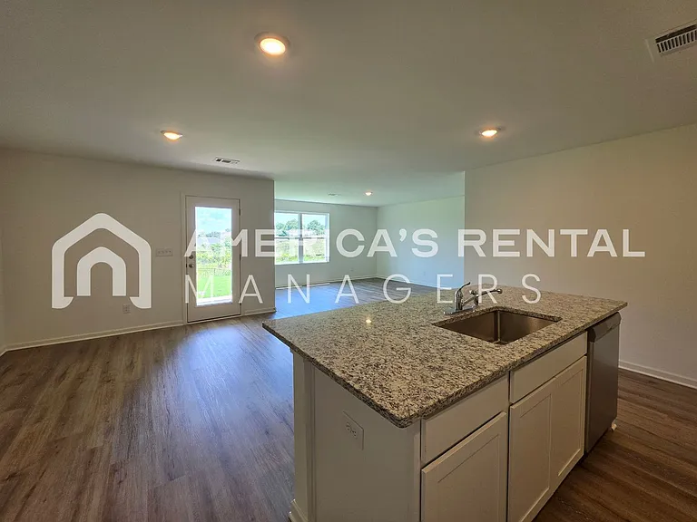 9278 Parkway Gardens Loop — Photo 31