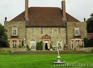 75 Gray Craig Rd, Middletown, RI 02842