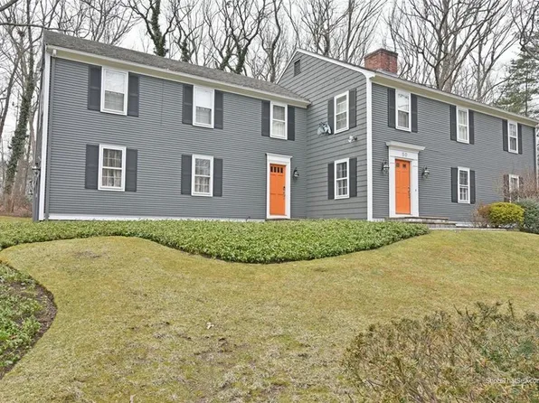 50 Bow St, East Greenwich, RI 02818