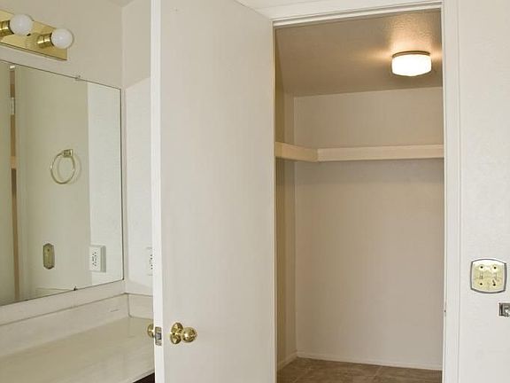 3rd image of 11607 N 29th Ave