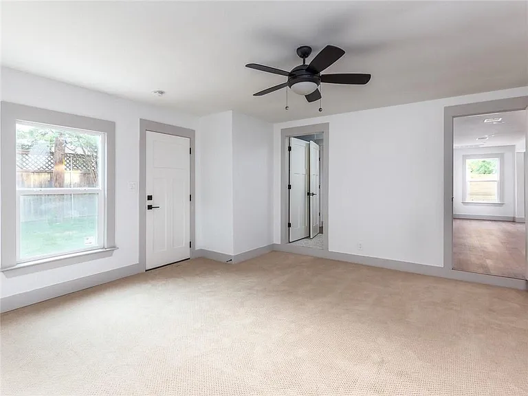 4612 Caswell Ave #A — Photo 14
