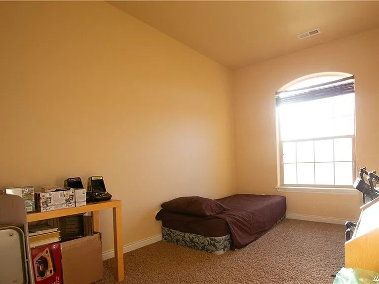 523 N Paxson Dr — Photo 17