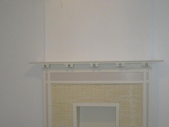 2nd image of 760 N Ogden St APT 1