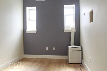 Rented by Rennit Inc.