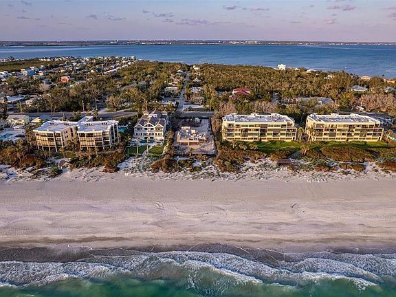 5th image of 561 GULF BAY ROAD