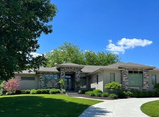 1210 S 184th Cir, Omaha, NE 68130