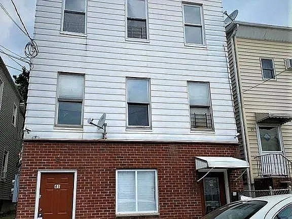 41 Delaware St #C — Photo 5