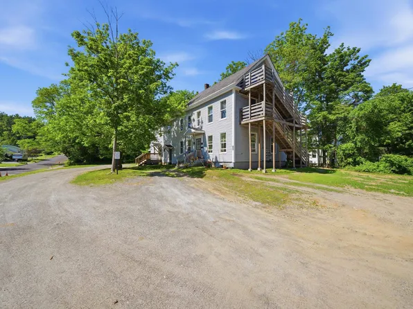 35 South Street, Claremont, NH 03743
