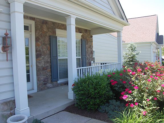 4th image of 102 Lantana Dr