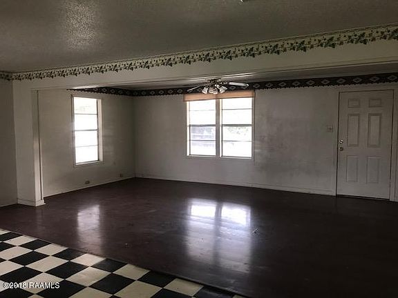 4th image of 3129 Pine St