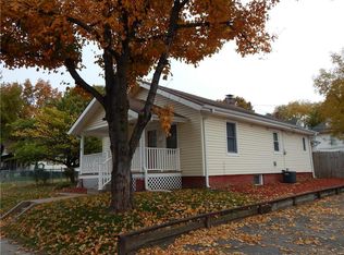 1322 S 26th St, Saint Joseph, MO 64506