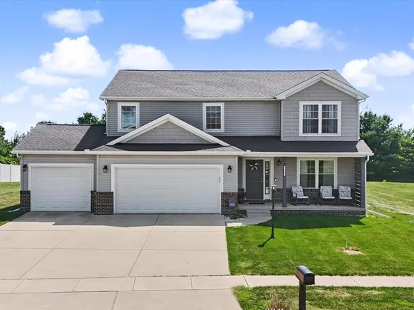 1402 Railside Dr, Gibson City, IL 60936