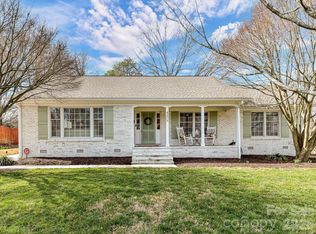 4208 Ashton Dr, Charlotte, NC 28210