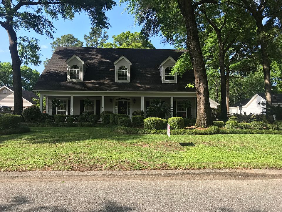 WELCOME HOME!