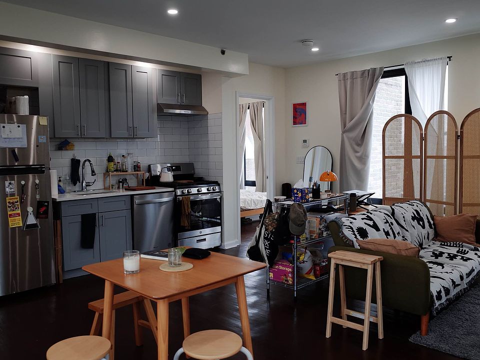 1st image of 52-22 Roosevelt Ave #4A