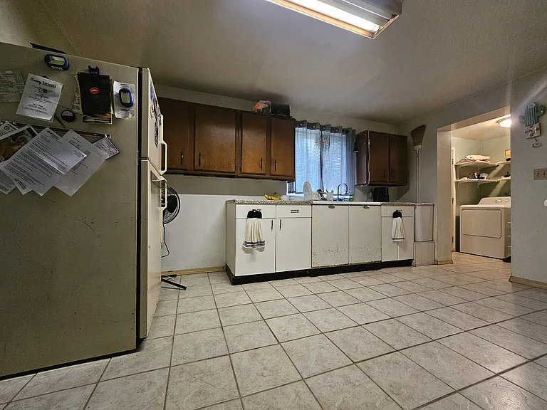 3725 S 126th St #B — Photo 8