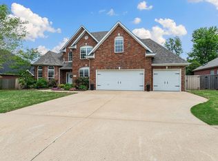 1214 NE Buckingham Blvd, Bentonville, AR 72712