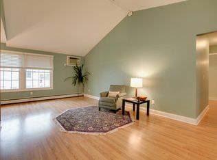 4554 Cedar Lake Rd #6, Saint Louis Park, MN 55416