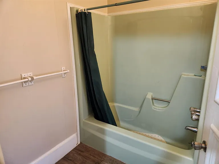 509 S Centre St #4 — Photo 9