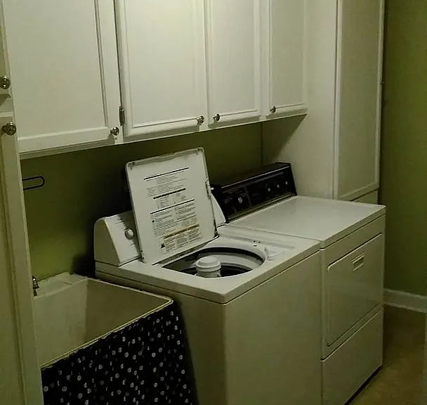 433 Raintree Dr — Photo 15
