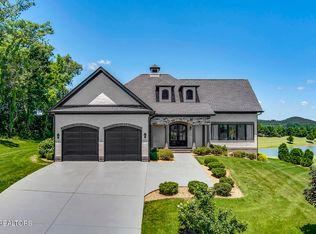 141 Gold Finch Ln, Vonore, TN 37885