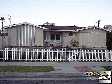 5th image of 23119 Vanowen St