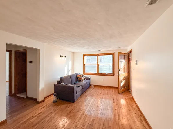 202 Bremen St #3, Boston, MA 02128