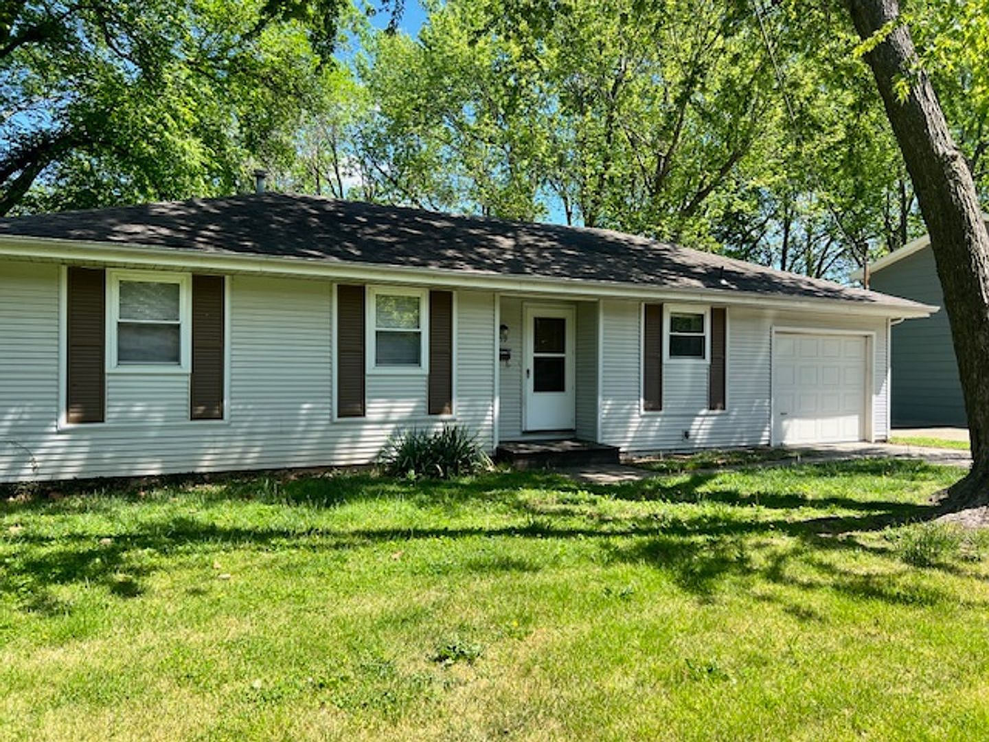 219 E Berkeley St, Springfield, MO 65807 | Zillow