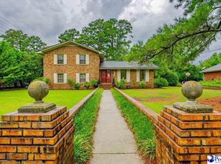 2015 W Sandhurst Dr, Florence, SC 29505