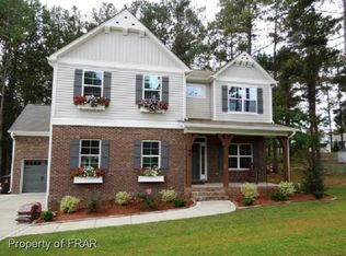 44 Slate Dr, Spring Lake, NC 28390