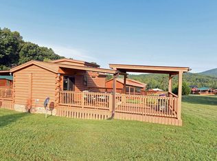 52 Copperhead Pkwy, Blairsville, GA 30512