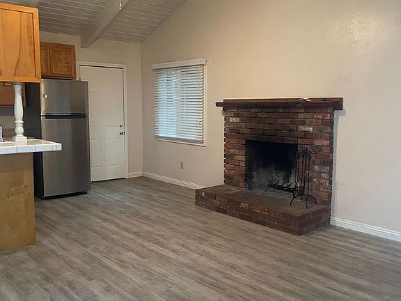 5th image of 21872 Waters Dr #C