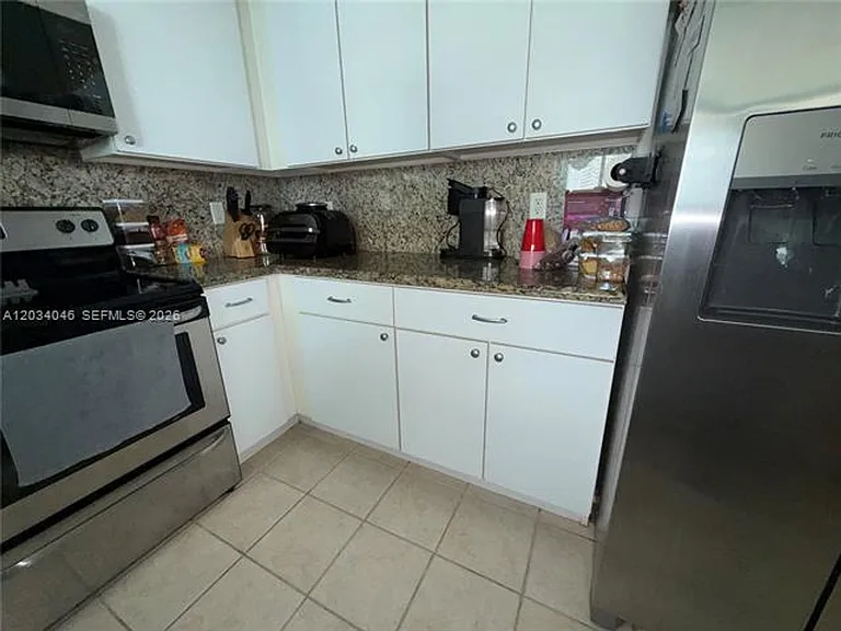 1250 S Miami Avenue Rd #1302 — Photo 18