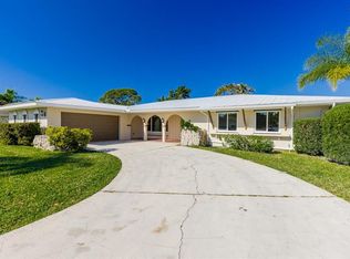 1425 SE Sunshine Ave, Port Saint Lucie, FL 34952