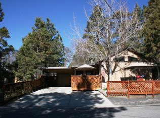 526 Victoria Ln, Sugarloaf, CA 92386