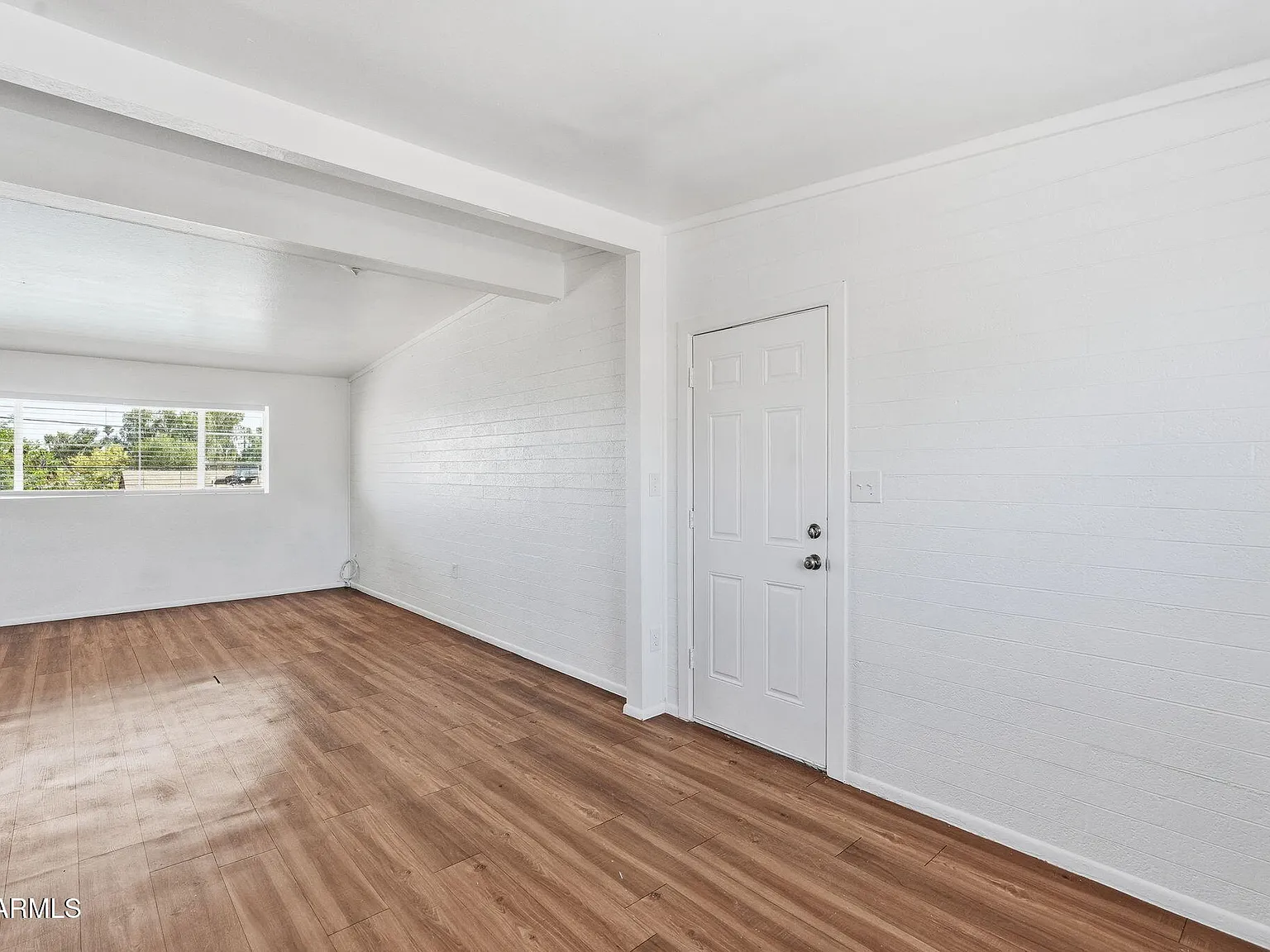 2 bed, 980 sqft, $1,400 — Photo 4