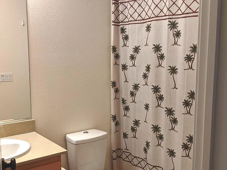 168 Gillette Pl #110 — Photo 9