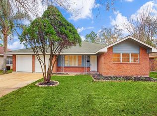 8415 Glencross St, Houston, TX 77061