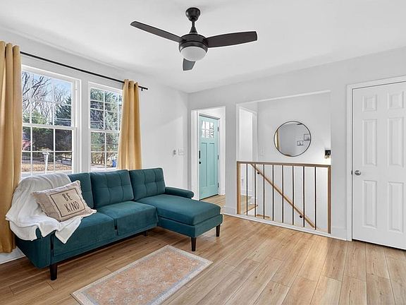 3rd image of 1939 Brannen Rd SE