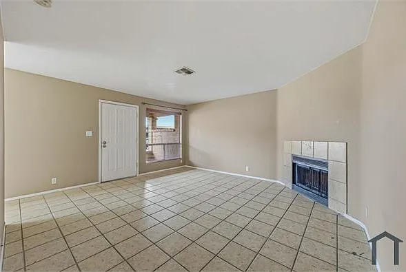 501 W Yukon Dr #4 — Photo 6