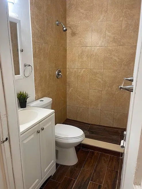 1 bed, 300 sqft, $1,200 — Photo 4