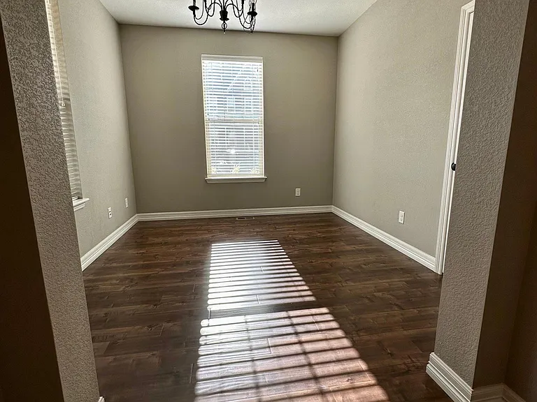 Dining room/ office