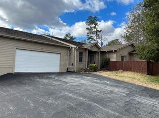 122 Glenwood Cir, South Hill, VA 23970